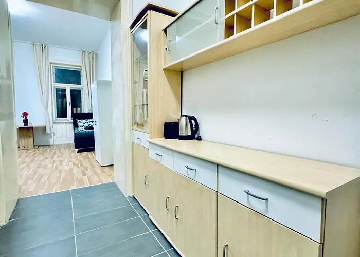 Comfy Apt, 10min Transport To Stadthalle * فيينا
