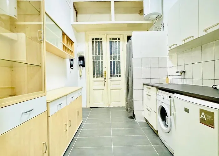Comfy Apt, 10min Transport To Stadthalle شقة فيينا